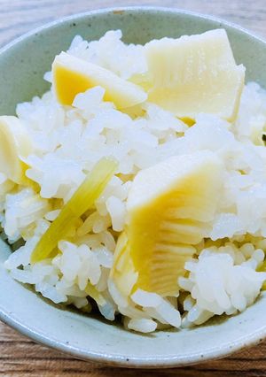 筍とフキの炊き込みご飯　生姜入り-レシピのメイン写真