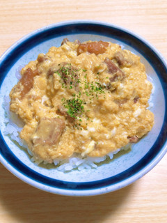 焼き鳥缶で作れる簡単親子丼-レシピのメイン写真
