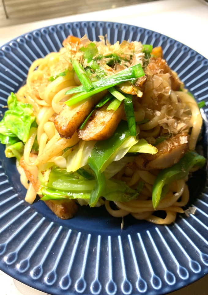 さつま揚げと緑野菜の焼きうどん-レシピのメイン写真