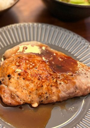 がっつり💪豚肉のバター醤油ステーキ-レシピのメイン写真