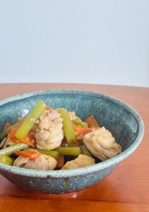 お弁当にも！作り置き◎ふきと鶏肉の炒め煮-レシピのメイン写真