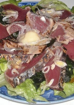 レタス＆わかめ＆玉葱＆鰹のたたきサラダ-レシピのメイン写真