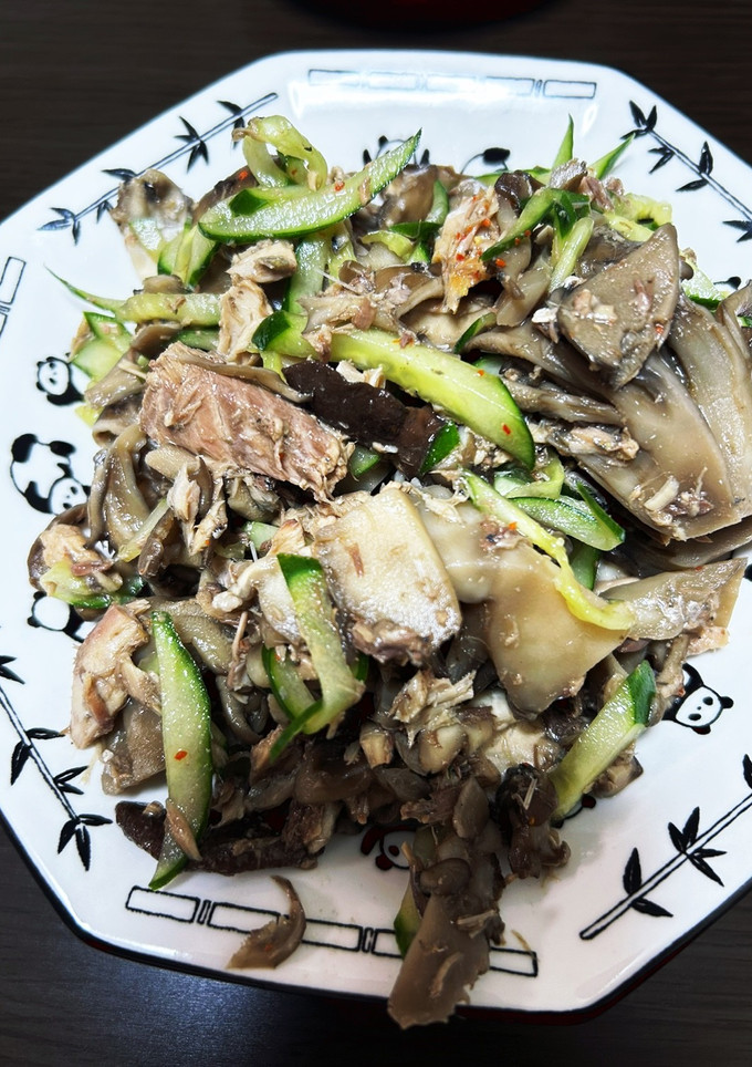 きのこと鯖缶の和え物-レシピのメイン写真