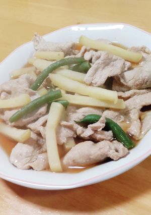 豚もも薄切り肉のフライドポテト炒め煮-レシピのメイン写真