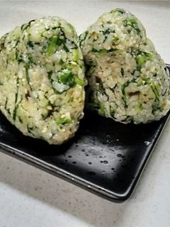 大根葉&塩昆布のおにぎり-レシピのメイン写真