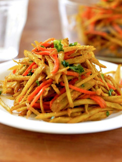 カレー粉入り•スパイシー☆きんぴらごぼう-レシピのメイン写真
