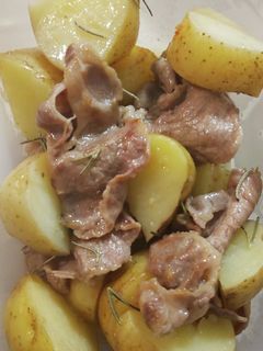 新じゃがいもと豚肉の塩バター炒め-レシピのメイン写真
