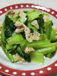 小松菜と豚肉のごま油炒め-レシピのメイン写真