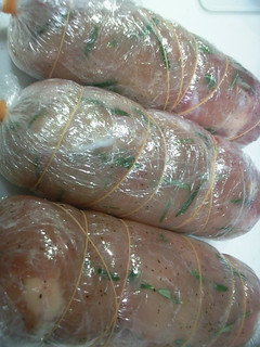 ハーブ鶏ハム 仕込中-レシピのメイン写真