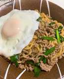 麻婆豆腐の素で♡麻婆豆腐焼きそば♡