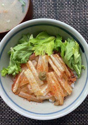 ピリッと香る　セロリのかき揚げ丼　-レシピのメイン写真