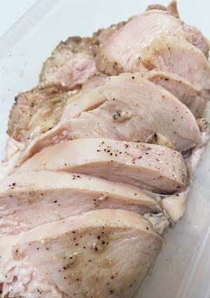 簡単！しっとりジューシーなサラダチキン-レシピのメイン写真