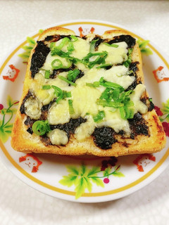 海苔の佃煮とマヨチーズのトースト-レシピのメイン写真