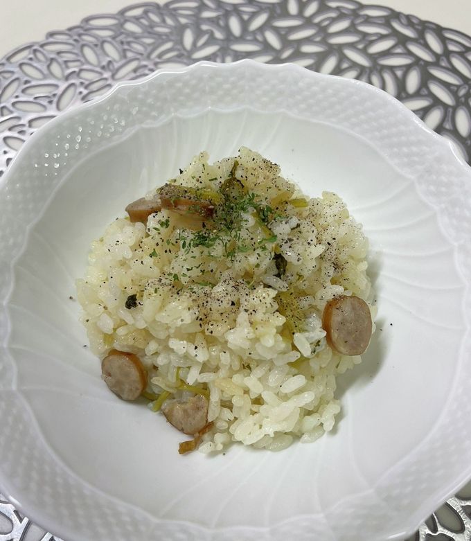 簡単炊飯小松菜シャウエッセンピラフ-レシピのメイン写真