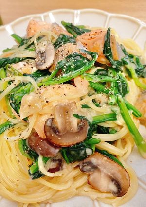 鮭とほうれん草のクリームパスタ-レシピのメイン写真