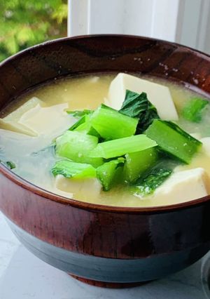 ダイエット美容に豆腐と小松菜の味噌汁♡-レシピのメイン写真