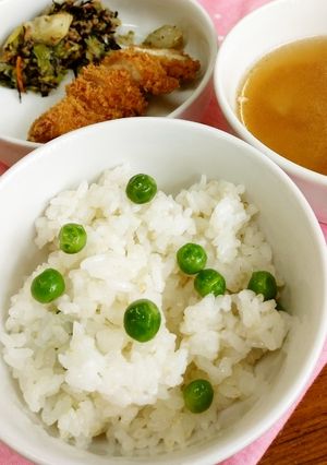 【保育園の給食】グリンピースごはん-レシピのメイン写真
