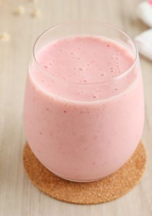 腸活♡甘酒いちごラッシー-レシピのメイン写真