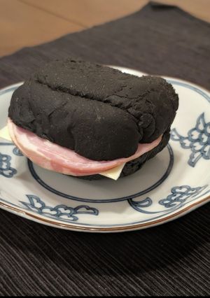 竹炭パンのハムチーズサンド-レシピのメイン写真