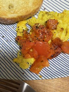トマトが美味しいオープンオムレツ-レシピのメイン写真
