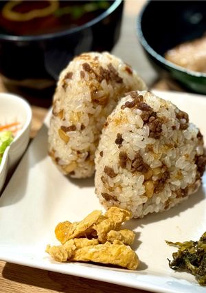 松の実とひき肉のおかかふりかけ-レシピのメイン写真