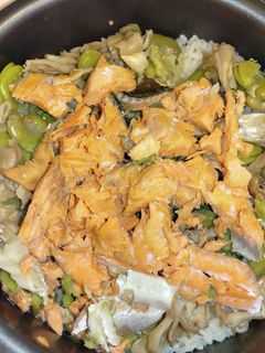 鮭と空豆の炊き込みご飯-レシピのメイン写真