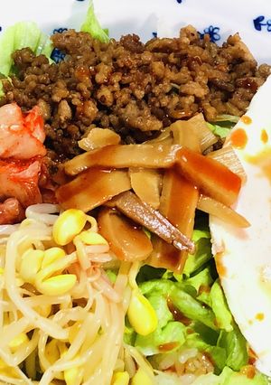 超簡単！ボリュームたっぷりビビンバ丼-レシピのメイン写真