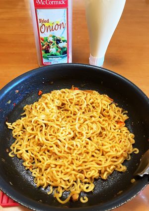 辛ラーメンアレンジ(汁なし焼きそば)-レシピのメイン写真
