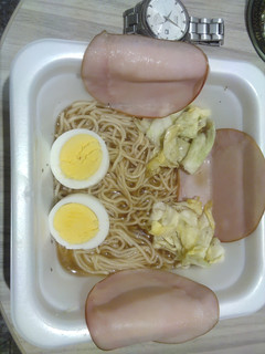 レンチンでお手軽ラーメンV5〜ハムゆで卵-レシピのメイン写真