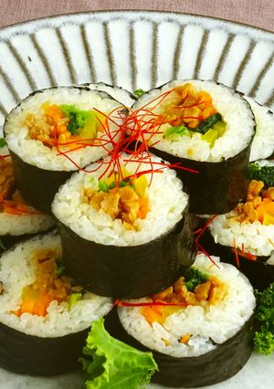 大豆の肉みそアレンジ☆ヴィーガンキンパ-レシピのメイン写真