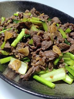 小松菜と牛肉のピリ辛炒め-レシピのメイン写真