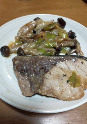 ブリの焼き肉のタレ炒め-レシピのメイン写真