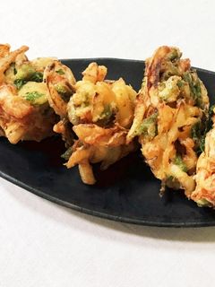 春の味!新玉ねぎと海鮮のかき揚げ-レシピのメイン写真