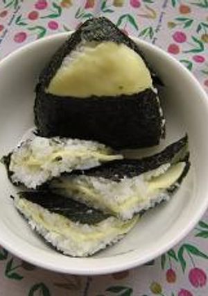 韓国のり&チーズのおにぎり(おむすび)-レシピのメイン写真