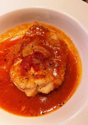 りんごの力で柔らか豚ロースのトマト煮込み-レシピのメイン写真