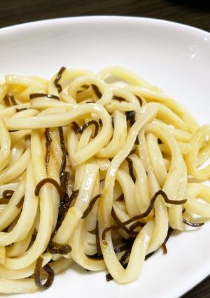 和えるだけ！超簡単塩昆布うどん-レシピのメイン写真