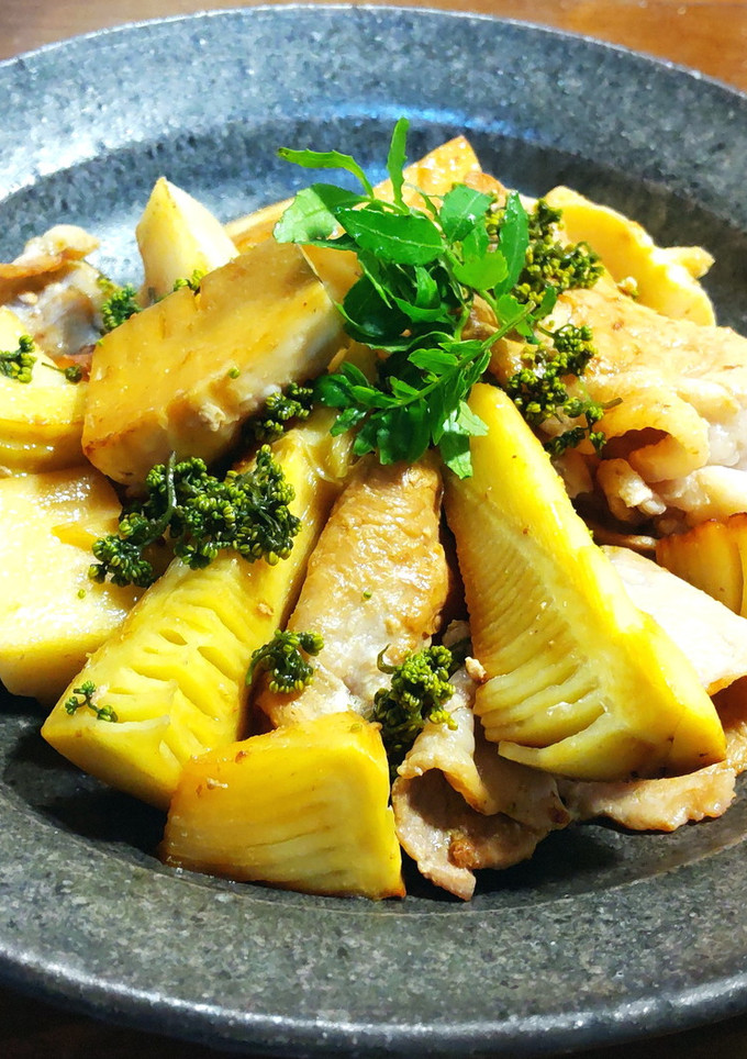 簡単　焼いた豚しゃぶ肉と筍　塩漬け花山椒-レシピのメイン写真