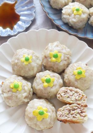 フライパンで☆春キャベツ入り花シュウマイ-レシピのメイン写真