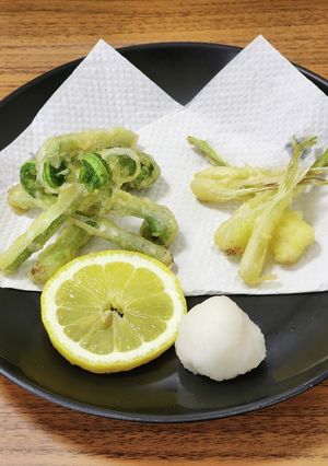 オオタニワタリの天麩羅-レシピのメイン写真
