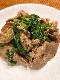 牛肉と春菊の胡麻ダレ和え-レシピのメイン写真