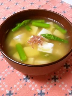 アスパラのみそ汁-レシピのメイン写真