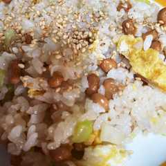 รูปของ 納豆チャーハン