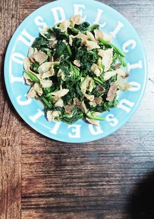 ほうれん草と豚肉炒め-レシピのメイン写真