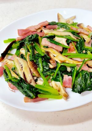 椎茸ベーコンほうれん草のバター醤油炒め-レシピのメイン写真