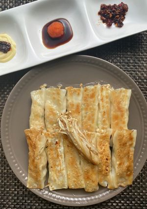 エノキの食感を味わう餃子-レシピのメイン写真