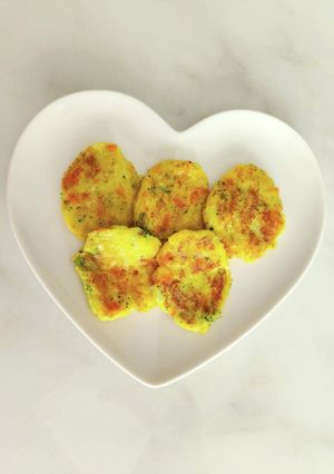 離乳食☆甘～いふわふわお豆腐コーンおやき-レシピのメイン写真