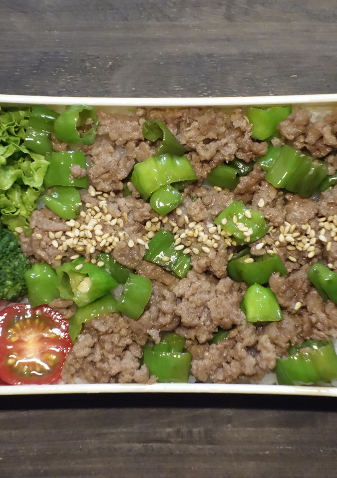 ごま油香る♪ししとうとひき肉の丼弁当-レシピのメイン写真