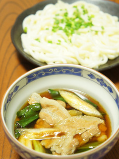 簡単でうまい!肉汁つけうどん。-レシピのメイン写真