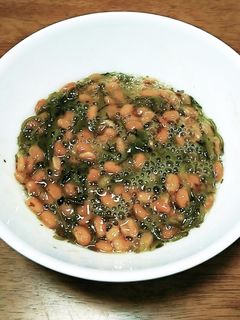 混ぜるだけ☆めかぶ納豆-レシピのメイン写真