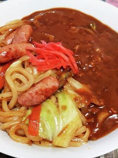 超簡単!焼きうどんにレトルトカレー!!-レシピのメイン写真